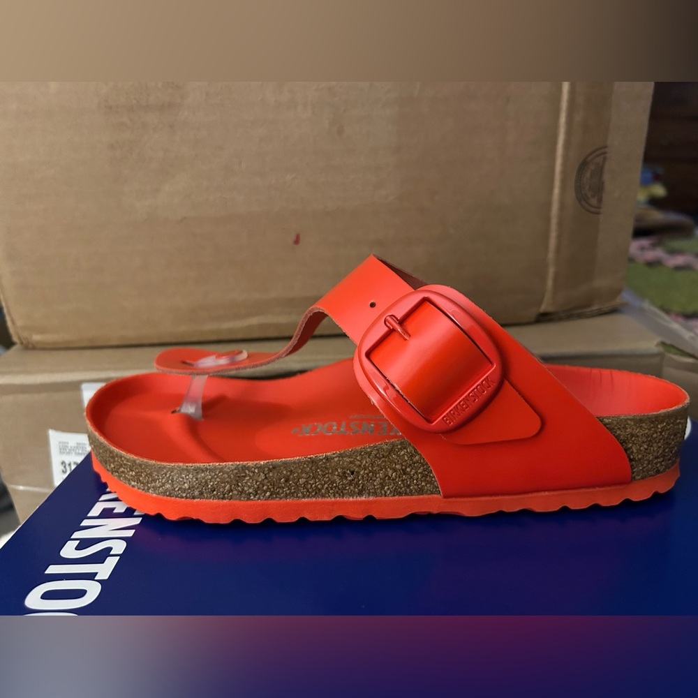 Birkenstock Gizeh Big Buckle “High Shine Tomato”